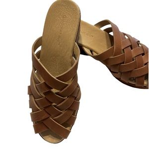 Chocolat Blu sandals NWOT!
